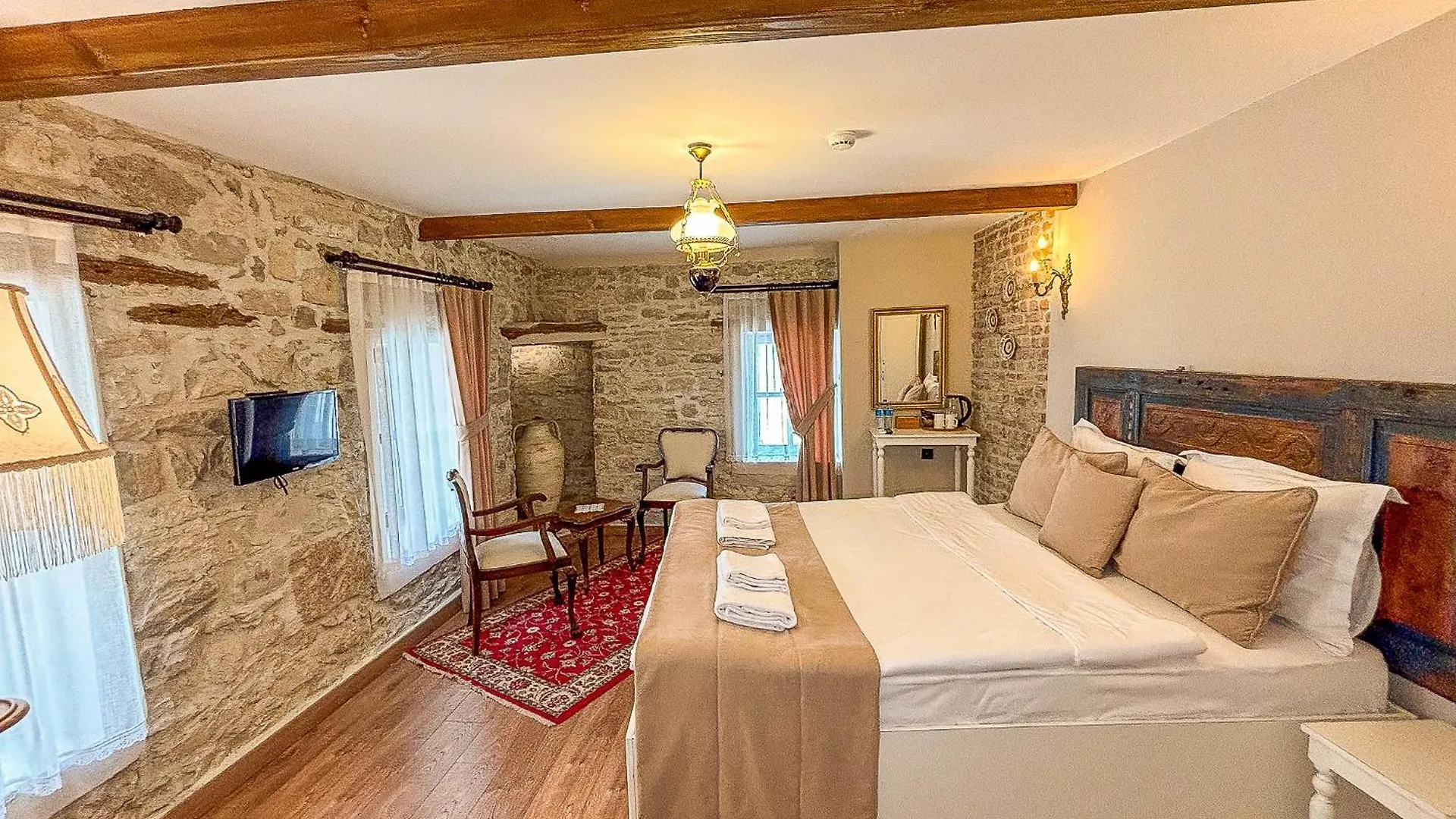 Szálloda 1870'S Tas Konak Otel Uec Oda Urla